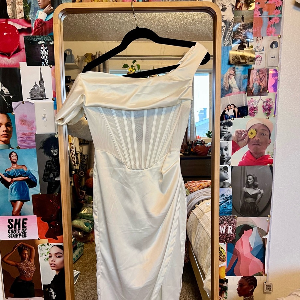 Elegant Off-Shoulder White Dress